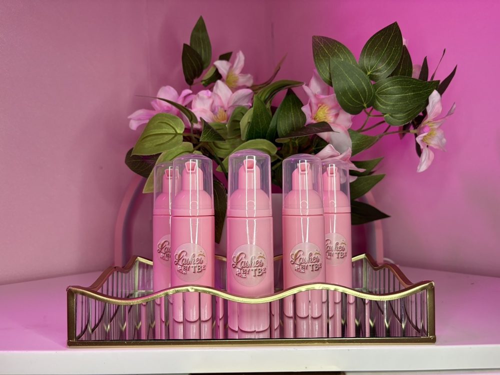 Lash shampoo bottles